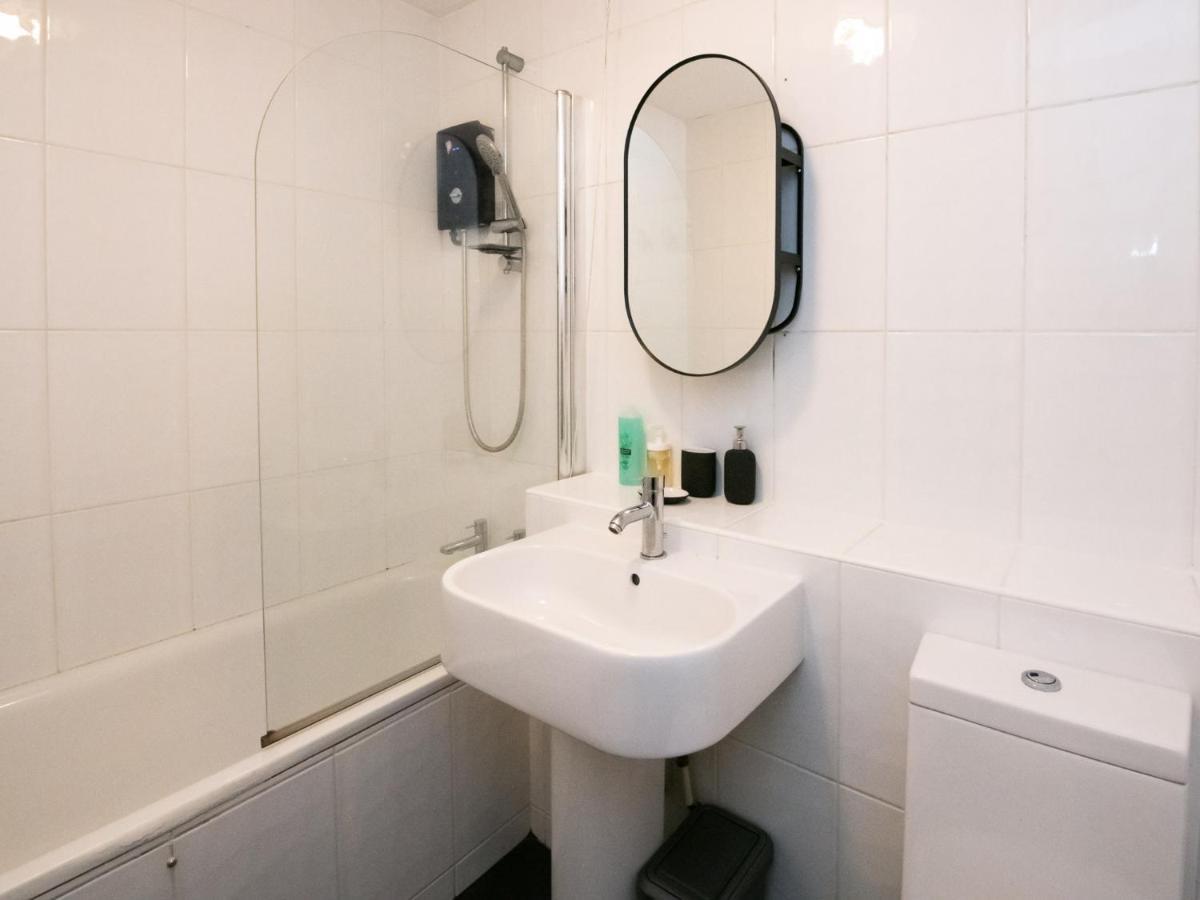 Apartment Pass The Keys Cosy 2 Bed With Parking