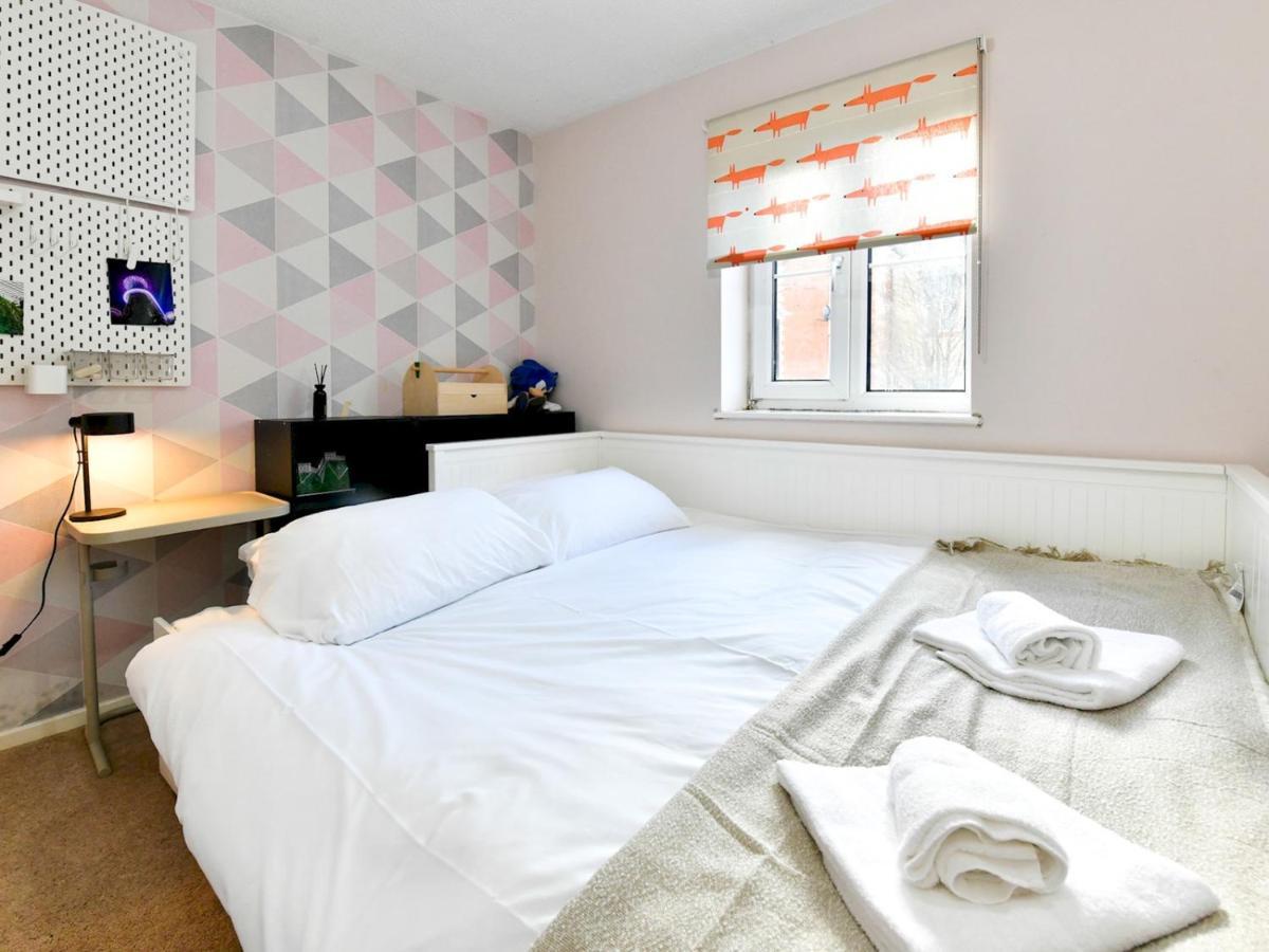 Pass The Keys Cosy 2 Bed With Parking Cardiff
